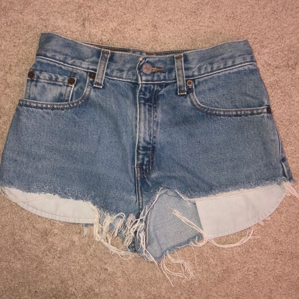 Blue high waisted Levi's Demin Shorts